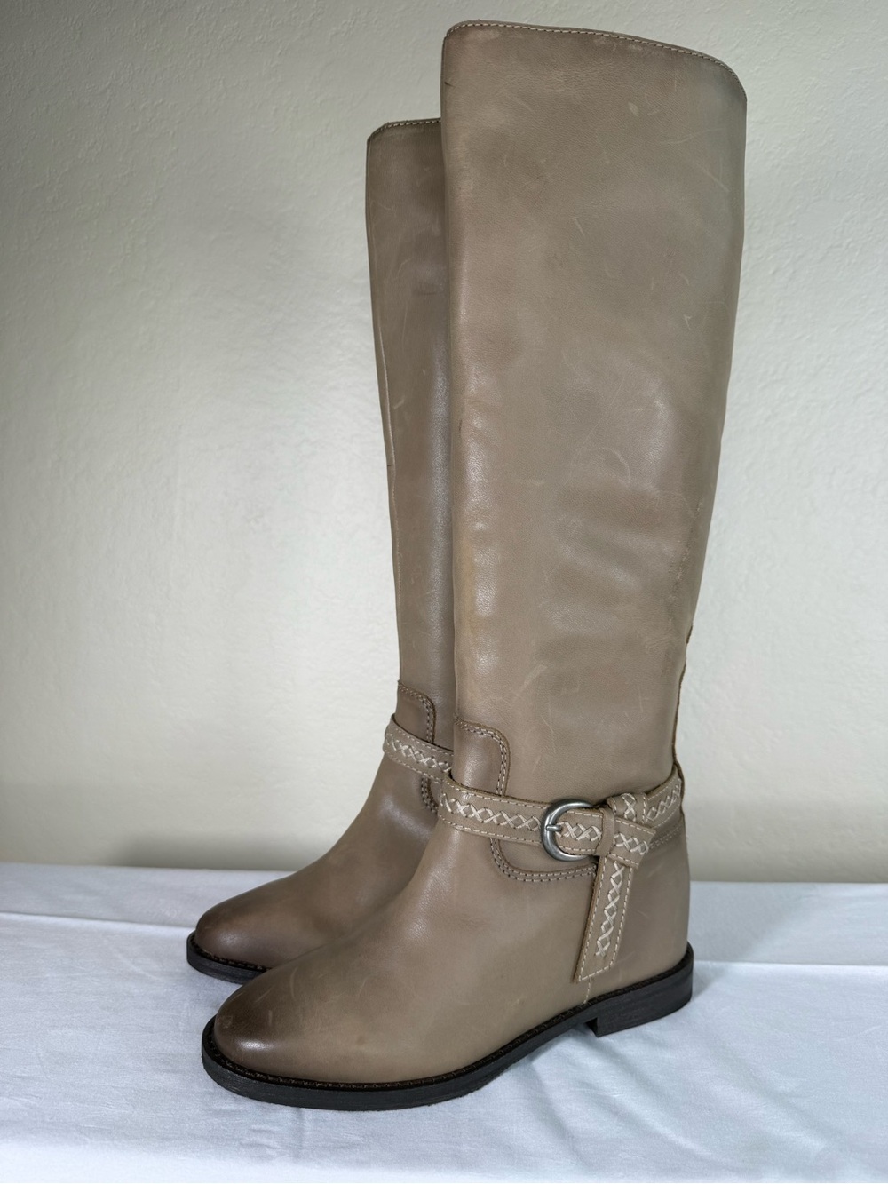 Lucky Brand Women's Maltet Silver Cloud Leather Knee-High Boots Size 6 NWOT